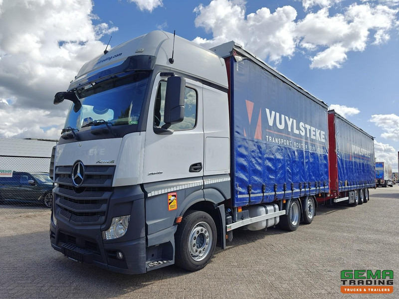 Mercedes-Benz Actros 2645 6x2 Gigaspace Euro6 + 3Axle Trailer - 115m³ VolumeCombi - Dubbele Tanks - Moffet Aansluiting - HH Vloer - SMARTTacho V2 - Camión caja cerrada: foto 1 Mercedes-Benz Actros 2645 6x2 Gigaspace Euro6 + 3Axle Trailer - 115m³ VolumeCombi - Dubbele Tanks - Moffet Aansluiting - HH Vloer - SMARTTacho V2 - Camión caja cerrada: foto 1