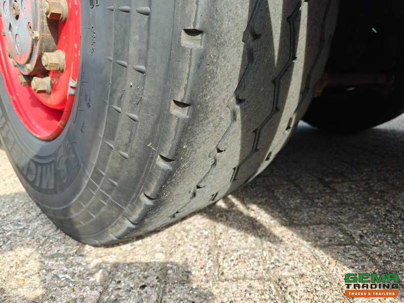 Camión volquete Terberg FM2000-T 8x8/6 Dagcab Euro5 - Kipper 20m³ - Milieu Kleppen - NaafReductie- LuchtGeveerd - 07/2026 APK: foto 20