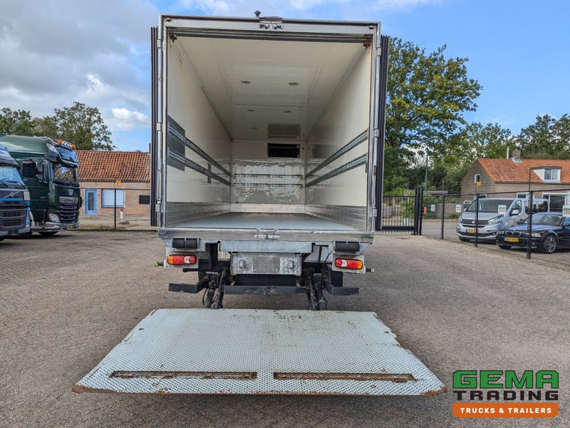 Volvo FL210 4x2 Daycab 18Ton Euro5 Handgeschakeld - Koel-VriesBak 8.38M - Frigo Block - Laadklep 1500KG - Camión isotérmico: foto 5 Volvo FL210 4x2 Daycab 18Ton Euro5 Handgeschakeld - Koel-VriesBak 8.38M - Frigo Block - Laadklep 1500KG - Camión isotérmico: foto 5