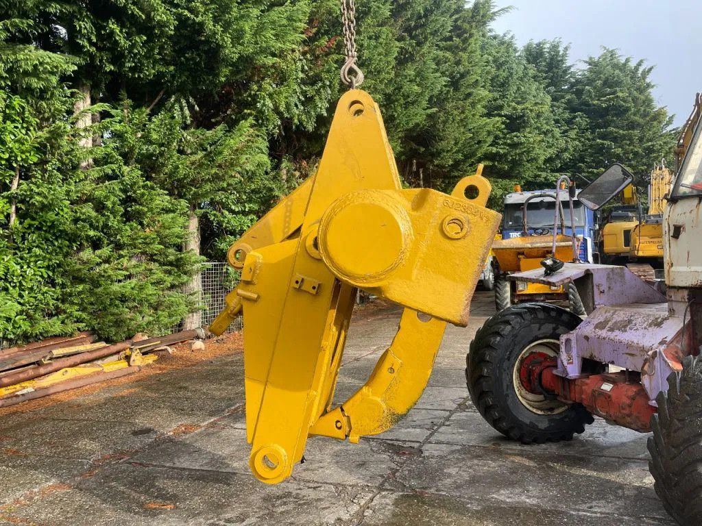 CAT Caterpillar Ripper compatible with D7R and D7H R CAT Ripper compatible with D7R and D7H Ripper compat - Escarificador para Maquinaria de construcción: foto 2 CAT Caterpillar Ripper compatible with D7R and D7H R CAT Ripper compatible with D7R and D7H Ripper compat - Escarificador para Maquinaria de construcción: foto 2