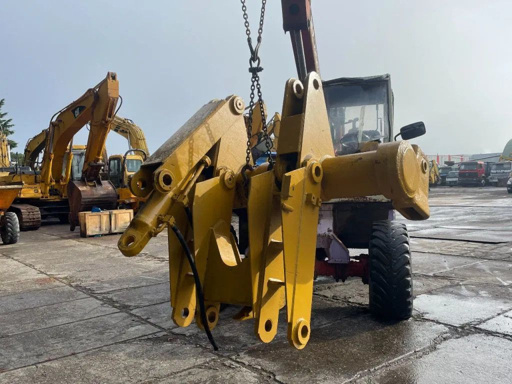 CAT Caterpillar Ripper compatible with D7R and D7H R CAT Ripper compatible with D7R and D7H Ripper compat - Escarificador para Maquinaria de construcción: foto 4 CAT Caterpillar Ripper compatible with D7R and D7H R CAT Ripper compatible with D7R and D7H Ripper compat - Escarificador para Maquinaria de construcción: foto 4