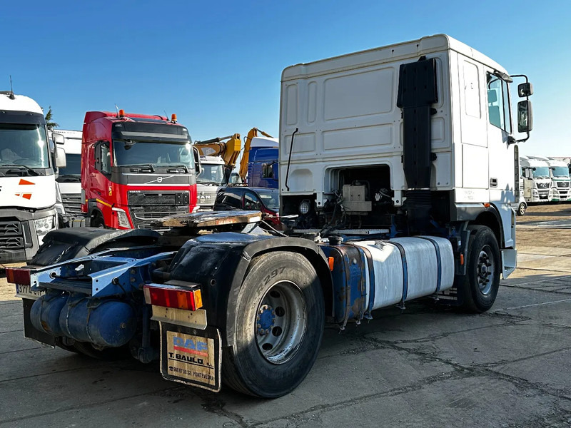 DAF XF 95.380 4X2 Tractor-unit Spring/Air ZF Manual Euro2 PTO - Cabeza tractora: foto 4 DAF XF 95.380 4X2 Tractor-unit Spring/Air ZF Manual Euro2 PTO - Cabeza tractora: foto 4