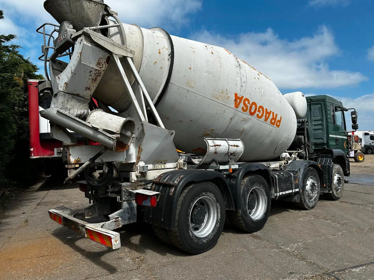MAN TGA 35.360 8X4 CIFA Beton Mixer Spring/Spring ZF - Camión hormigonera: foto 4 MAN TGA 35.360 8X4 CIFA Beton Mixer Spring/Spring ZF - Camión hormigonera: foto 4