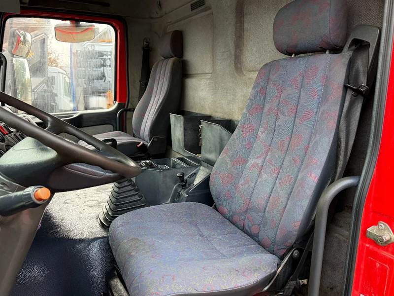Camión volquete Mercedes-Benz Actros 4140 V6 8X4 Tipper Spring/Spring Man. Gear*TOP CONDITION*: foto 12 Camión volquete Mercedes-Benz Actros 4140 V6 8X4 Tipper Spring/Spring Man. Gear*TOP CONDITION*: foto 12