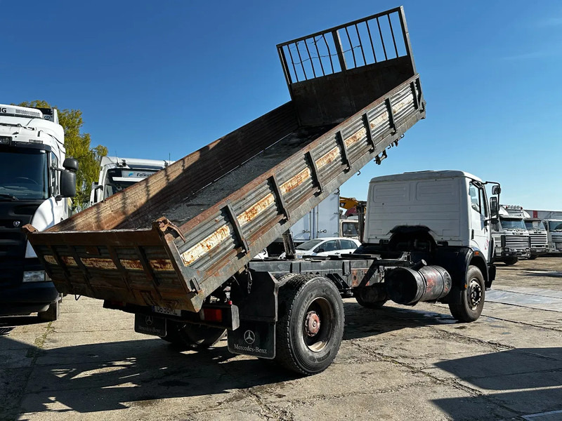 Mercedes-Benz SK 1733 V6 4X2 Tipper Spring/Spring EPS Manual Gearbox - Camión volquete: foto 4 Mercedes-Benz SK 1733 V6 4X2 Tipper Spring/Spring EPS Manual Gearbox - Camión volquete: foto 4