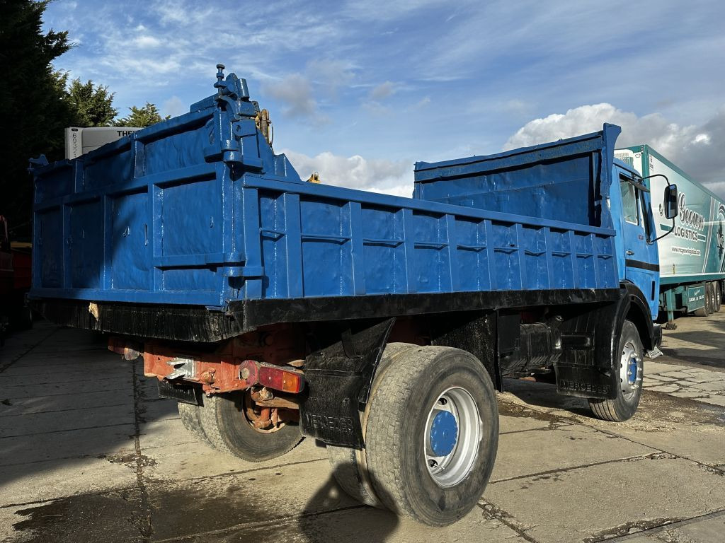 Camión volquete Mercedes-Benz SK 1928 V8 4X2 Tipper Spring/Spring Manual Gearb: foto 14