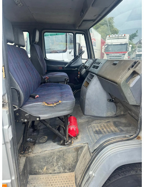 Camión volquete Mercedes-Benz VARIO 815 4X2 Dubbel cabine Tipper Spring/Spring Manual Gear: foto 9