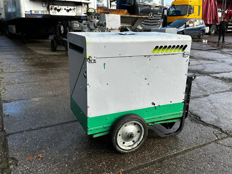 Pramac P6000S2 6KVA Generator - Generador industriale: foto 5 Pramac P6000S2 6KVA Generator - Generador industriale: foto 5