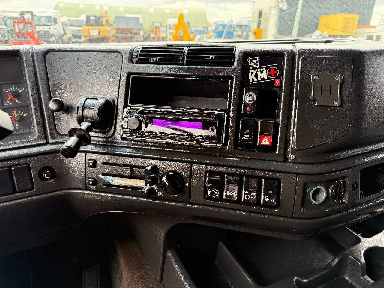 Camión frigorífico Volvo FH 12.420 6X2 Frigo Spring/Air Manual Gearbox TO: foto 12