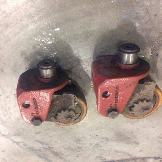 2xSupport Wheel for Komatsu MWP18-1R - Dirección para Equipo de manutención: foto 1 2xSupport Wheel for Komatsu MWP18-1R - Dirección para Equipo de manutención: foto 1