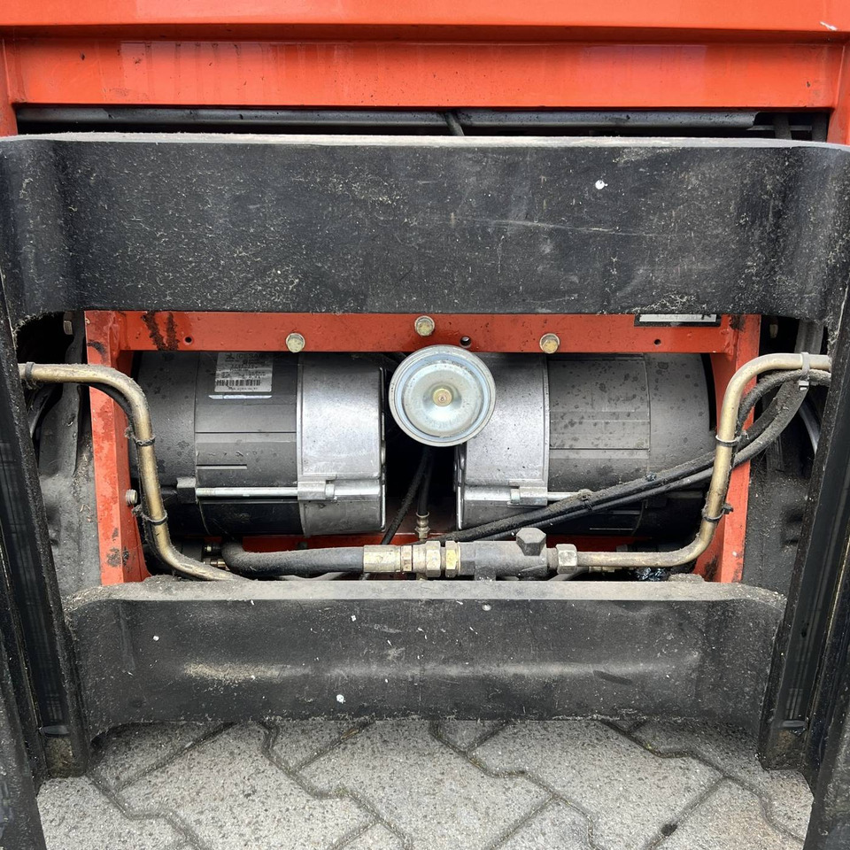 Carretilla elevadora eléctrica BT CBE18T: foto 9
