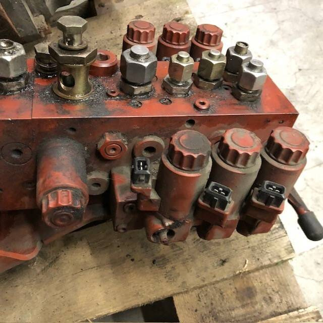 Control block VW10-M3 190bar /24V/386 - Válvula hidráulica para Equipo de manutención: foto 3 Control block VW10-M3 190bar /24V/386 - Válvula hidráulica para Equipo de manutención: foto 3