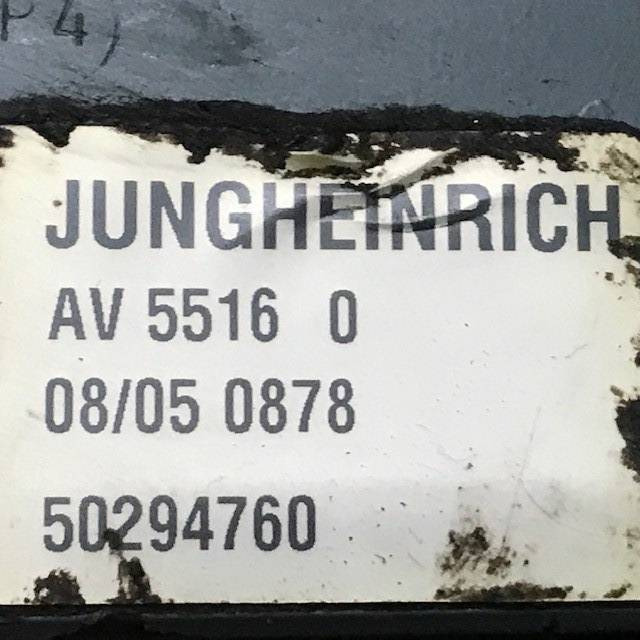 Válvula hidráulica para Equipo de manutención Control valve for Jungheinrich ETV 216: foto 6 Válvula hidráulica para Equipo de manutención Control valve for Jungheinrich ETV 216: foto 6