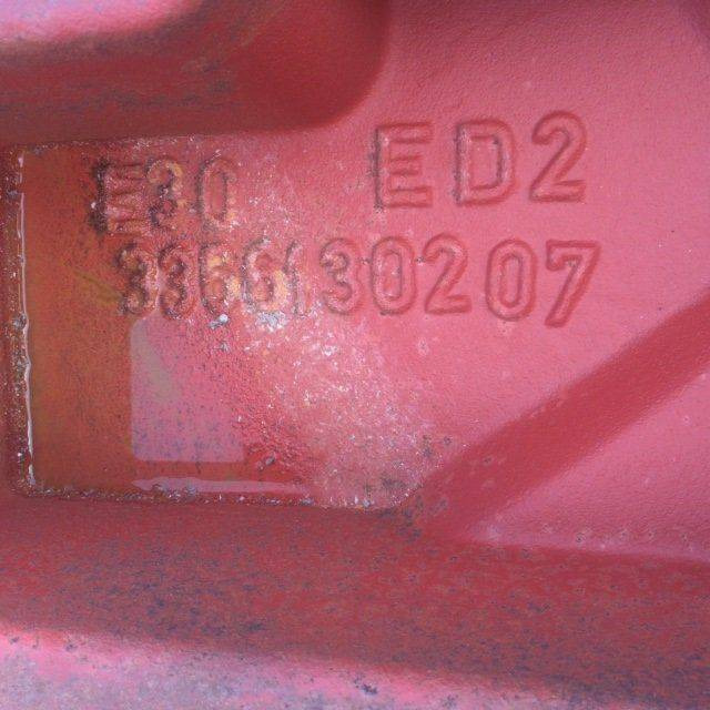 Counterweight for Linde E30-600S, Series 336-03 - Contrapeso para Equipo de manutención: foto 4 Counterweight for Linde E30-600S, Series 336-03 - Contrapeso para Equipo de manutención: foto 4