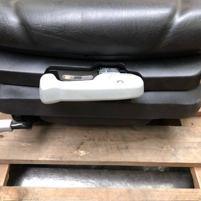 Grammer MSG 65/721 - Asiento para Equipo de manutención: foto 3 Grammer MSG 65/721 - Asiento para Equipo de manutención: foto 3