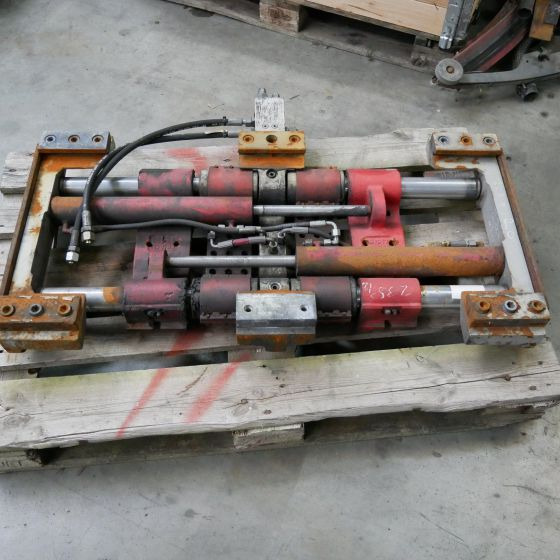 Forkpositioner Dürwen - Implemento para Equipo de manutención: foto 1 Forkpositioner Dürwen - Implemento para Equipo de manutención: foto 1
