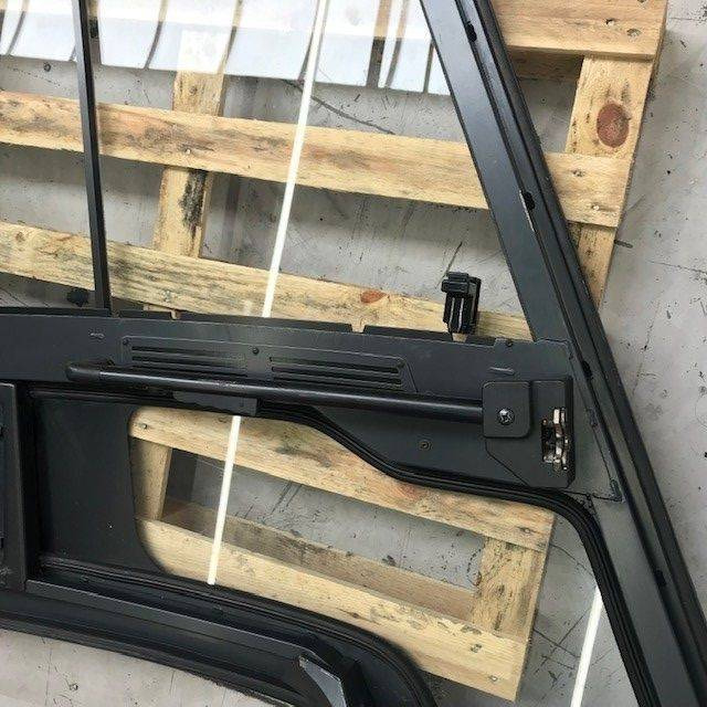 Left door for Linde series 387 - Puerta y piezas para Equipo de manutención: foto 5 Left door for Linde series 387 - Puerta y piezas para Equipo de manutención: foto 5