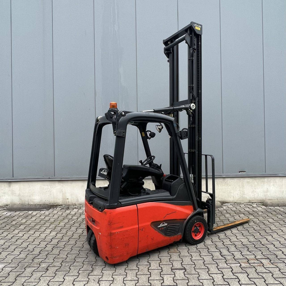 Linde E15 (386-02) EVO - Carretilla elevadora eléctrica: foto 2 Linde E15 (386-02) EVO - Carretilla elevadora eléctrica: foto 2