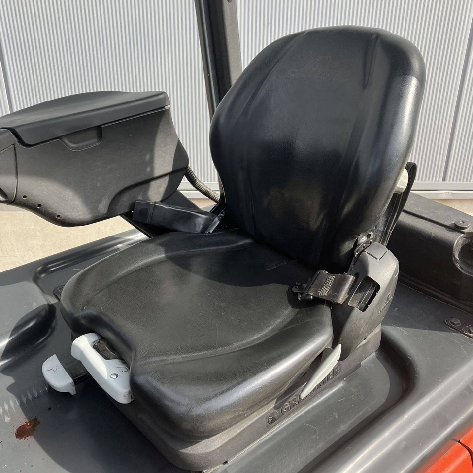 Linde E16PH-02 (386) EVO - Carretilla elevadora eléctrica: foto 5 Linde E16PH-02 (386) EVO - Carretilla elevadora eléctrica: foto 5