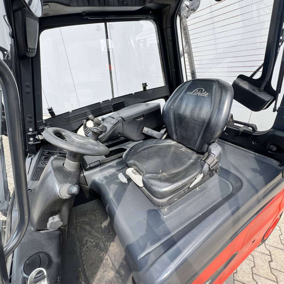 Carretilla elevadora eléctrica Linde E25L (387): foto 6