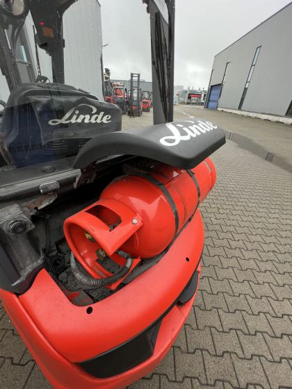 Linde H20T (391) - Carretilla elevadora de gas: foto 4 Linde H20T (391) - Carretilla elevadora de gas: foto 4