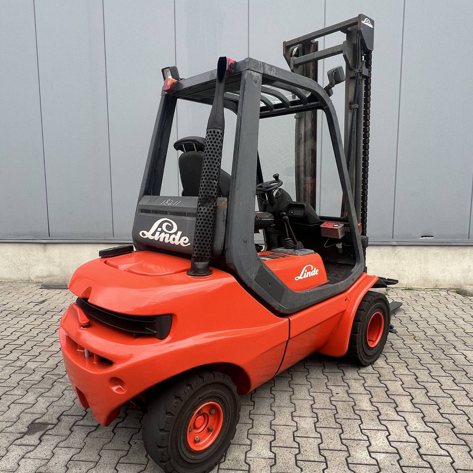 Linde H30D-02 (351) - Carretilla elevadora diésel: foto 3 Linde H30D-02 (351) - Carretilla elevadora diésel: foto 3