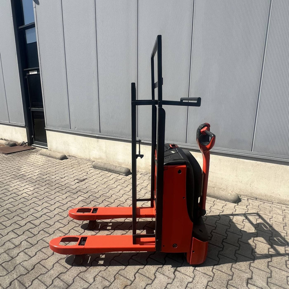 Linde T16 (1152) - Transpaleta: foto 3 Linde T16 (1152) - Transpaleta: foto 3