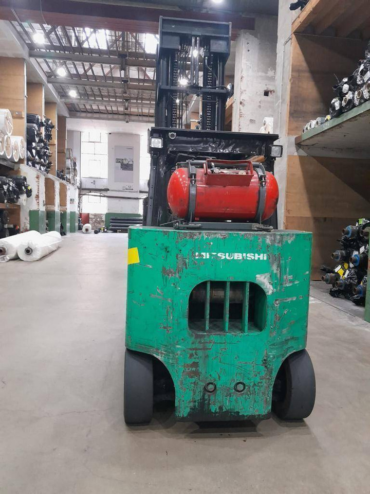 Mitsubishi FGC70K - Carretilla elevadora de gas: foto 3 Mitsubishi FGC70K - Carretilla elevadora de gas: foto 3