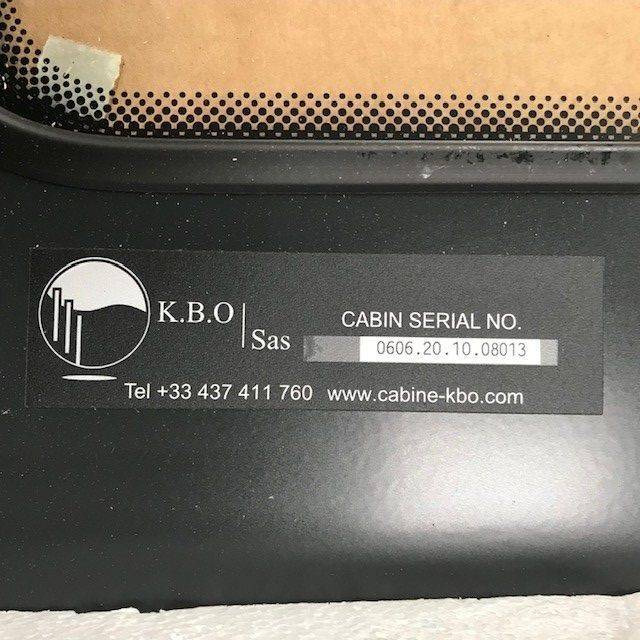 Roof panel for Komatsu - Ventana y piezas para Equipo de manutención: foto 4 Roof panel for Komatsu - Ventana y piezas para Equipo de manutención: foto 4