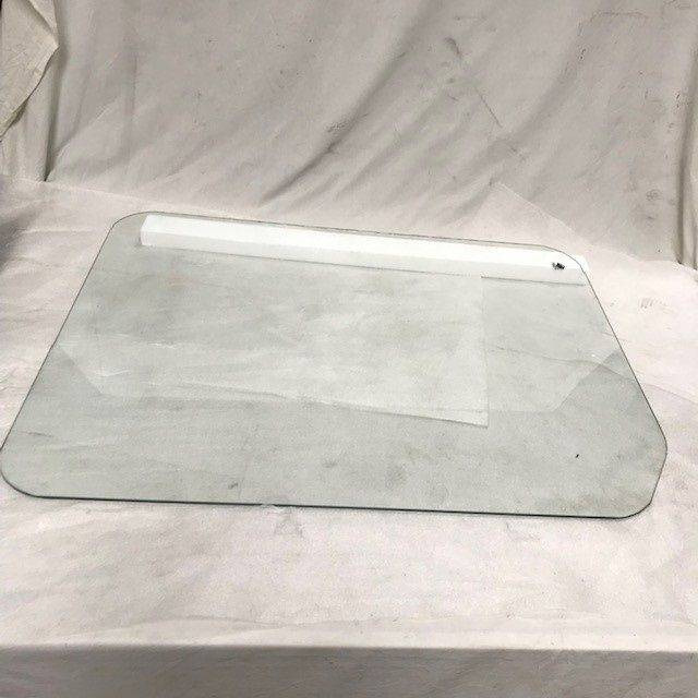 WINDSHIELD GLASS FOR KOMATSU - Ventana y piezas para Equipo de manutención: foto 1 WINDSHIELD GLASS FOR KOMATSU - Ventana y piezas para Equipo de manutención: foto 1
