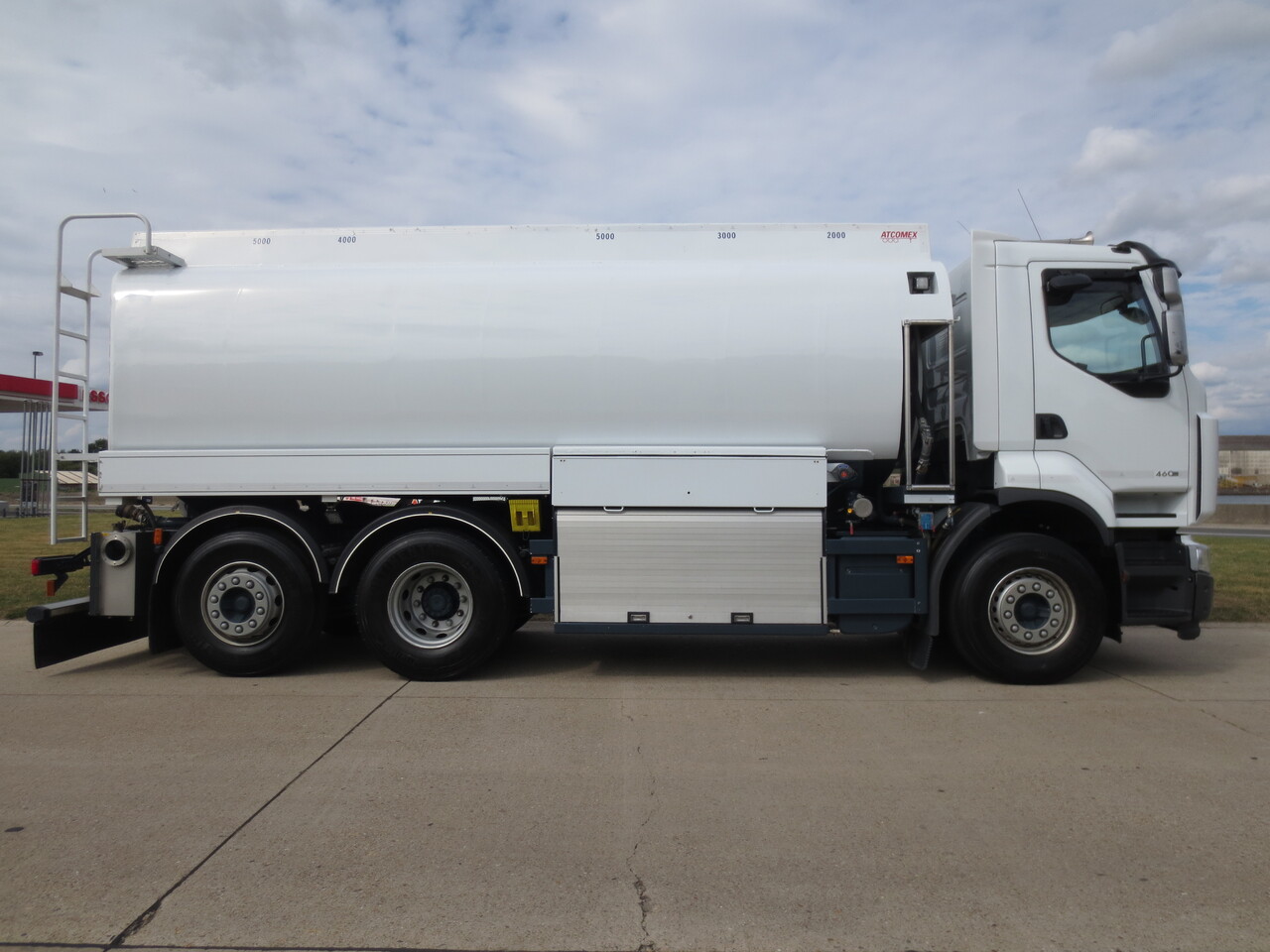 Camión cisterna Renault Lander: foto 9 Camión cisterna Renault Lander: foto 9