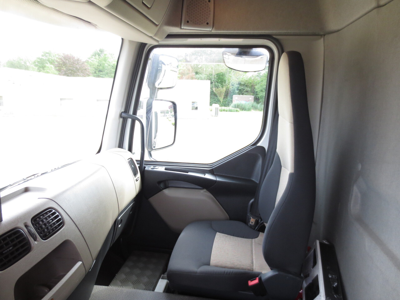 Camión cisterna Renault Lander: foto 6 Camión cisterna Renault Lander: foto 6