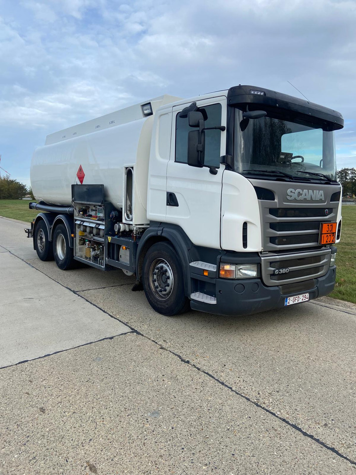 SCANIA PRT - Camión cisterna: foto 1 SCANIA PRT - Camión cisterna: foto 1