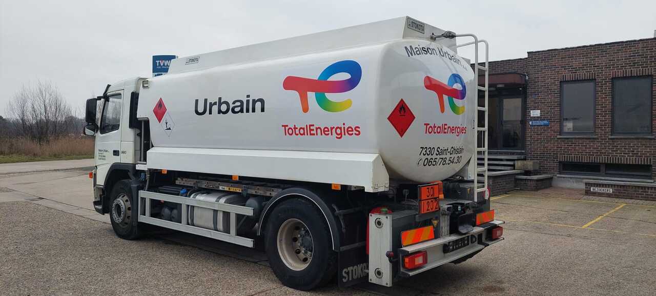 Camión cisterna VOLVO FM: foto 12