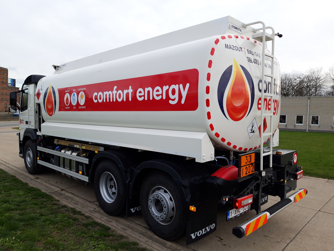 Camión cisterna VOLVO FM: foto 15