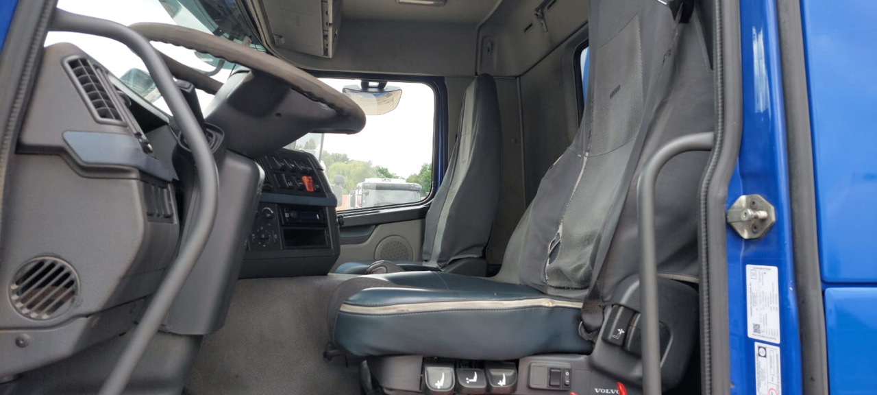 VOLVO FM - Camión cisterna: foto 5 VOLVO FM - Camión cisterna: foto 5