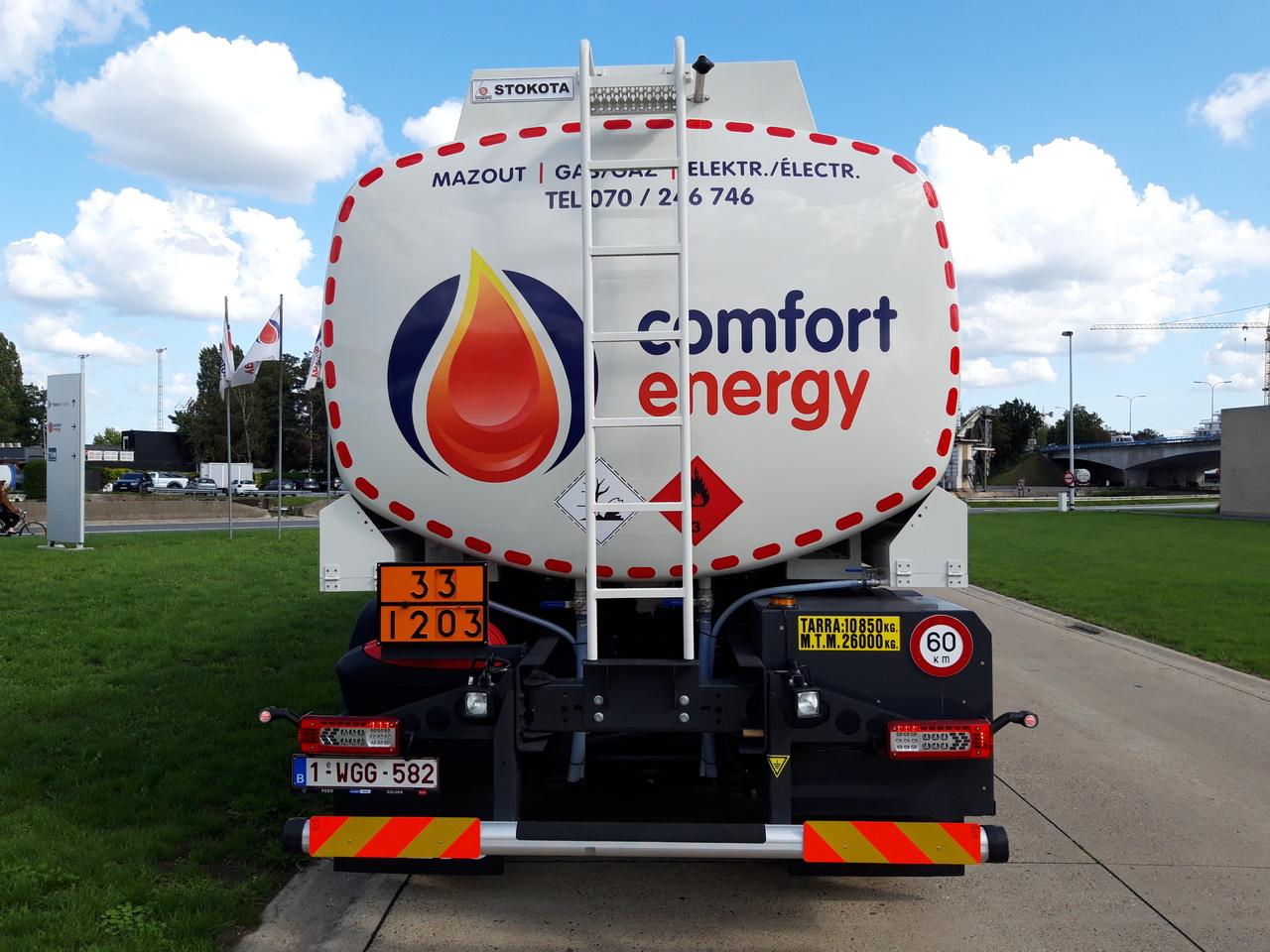 Camión cisterna Volvo FM: foto 13