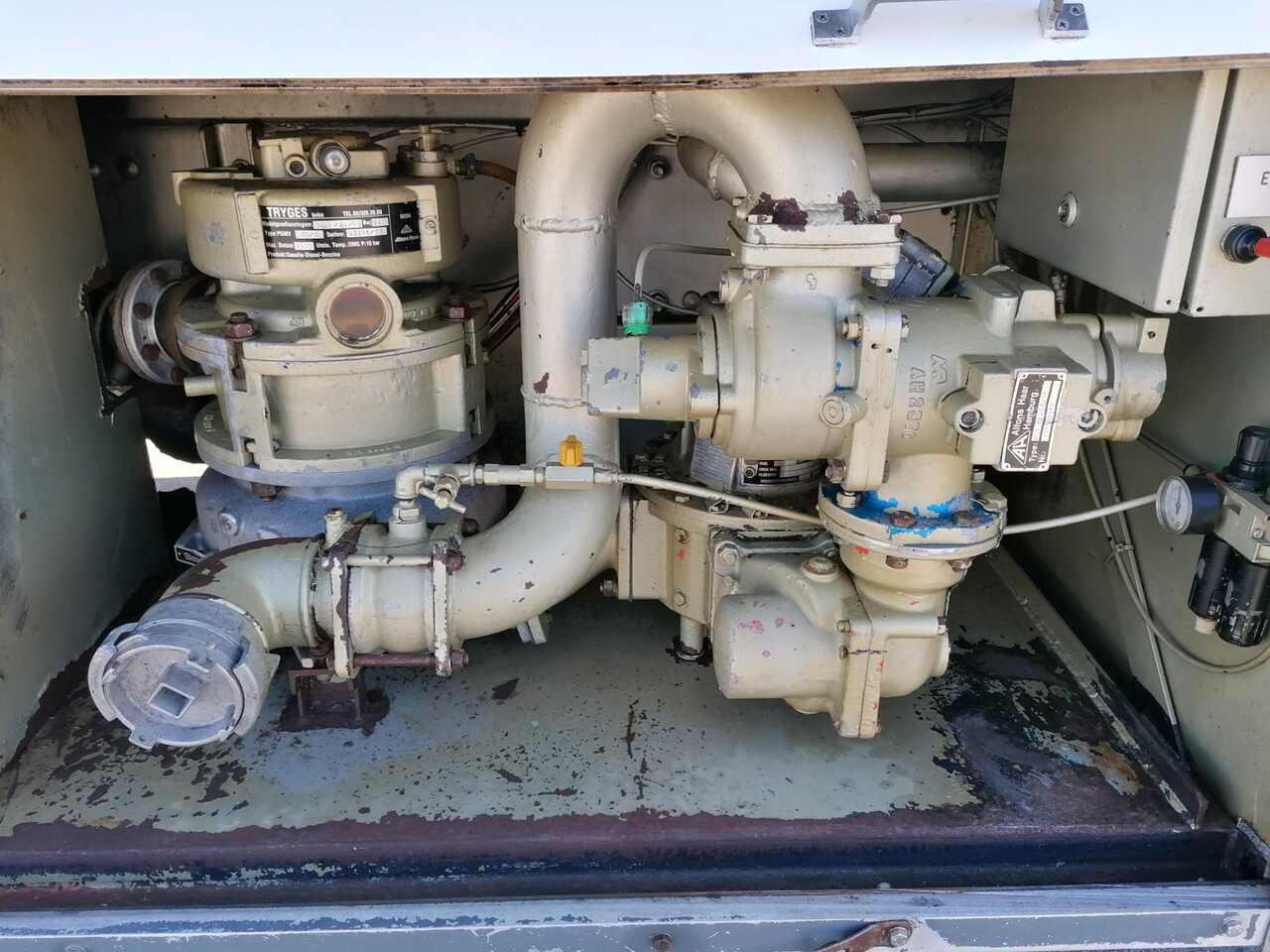 Volvo FMFH - Camión cisterna: foto 2 Volvo FMFH - Camión cisterna: foto 2