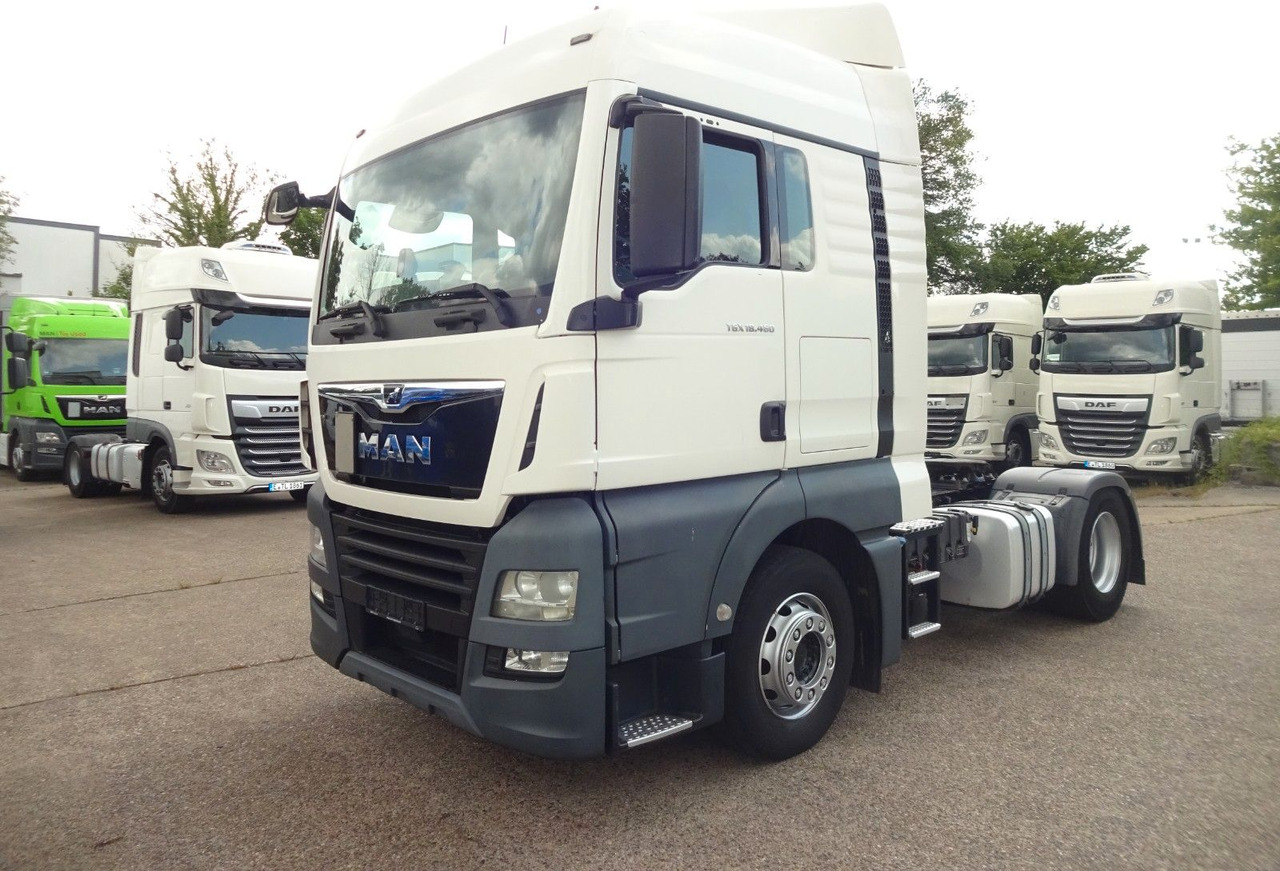 MAN TGX 18.460, XLX, Intarder, ACC - Cabeza tractora: foto 2 MAN TGX 18.460, XLX, Intarder, ACC - Cabeza tractora: foto 2