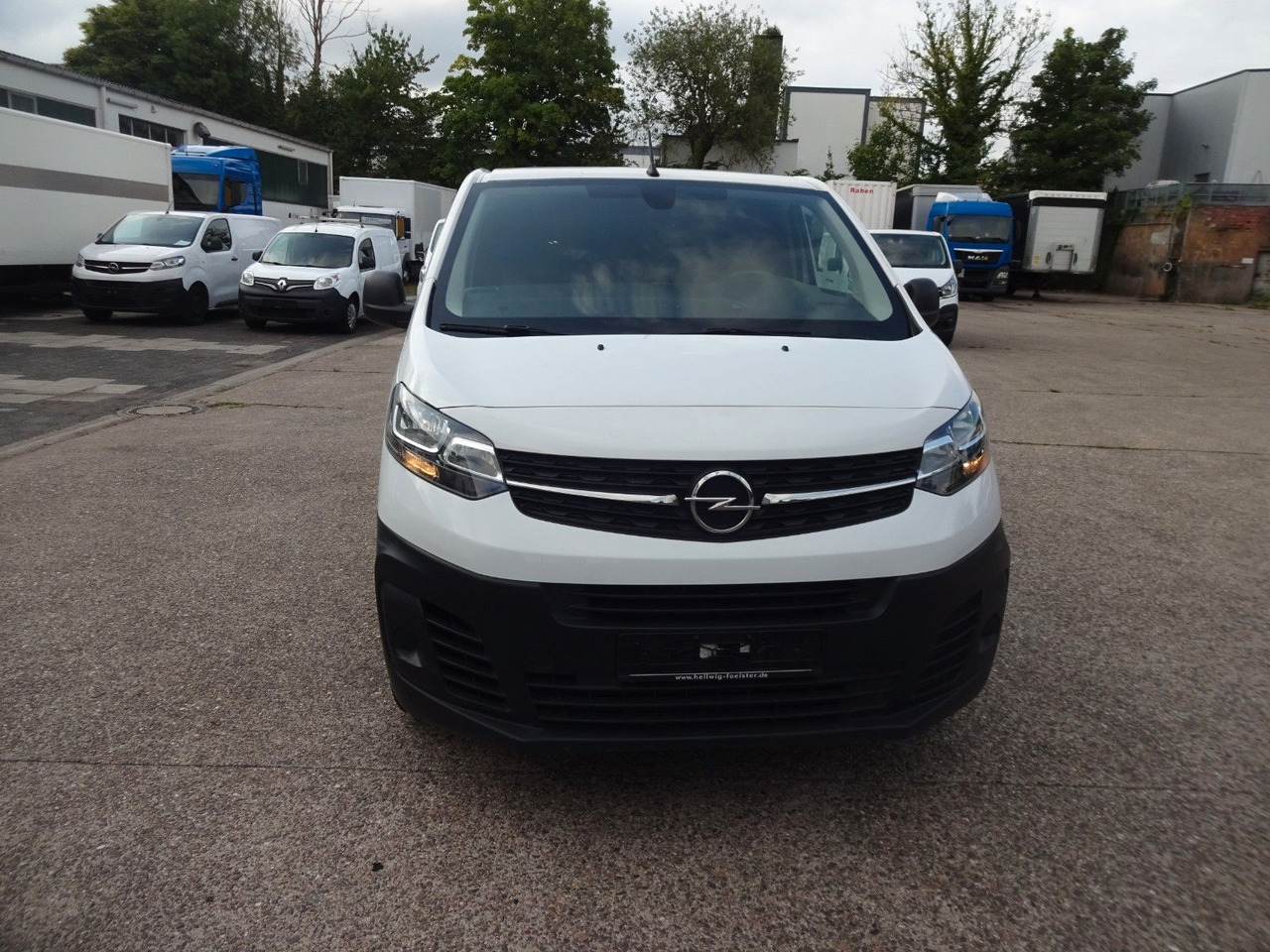 Opel Vivaro Kasten L1H1, Klima, PDC, Tempomat - Furgoneta pequeña: foto 2 Opel Vivaro Kasten L1H1, Klima, PDC, Tempomat - Furgoneta pequeña: foto 2