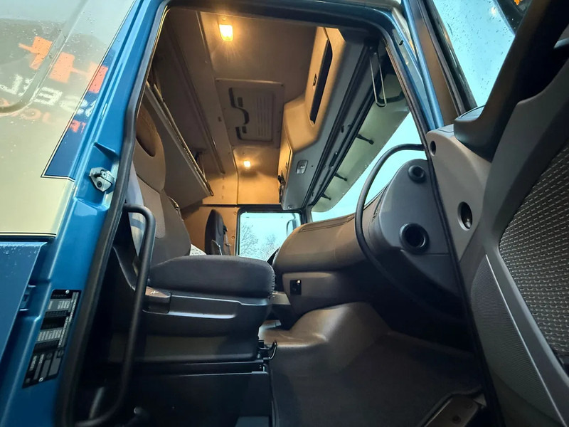 Cabeza tractora DAF XF 460 Space Cab Spoilers NL Truck APK 23-02-2026: foto 17