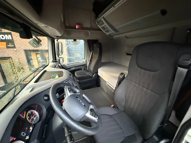 Cabeza tractora DAF XF 480 SSC Super Space 2x tank LED Spoilers/sideskirts 348.190KM NL Truck: foto 7 Cabeza tractora DAF XF 480 SSC Super Space 2x tank LED Spoilers/sideskirts 348.190KM NL Truck: foto 7