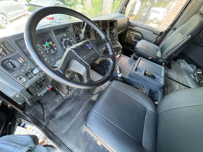 Scania R143-420 V8 Motor NL truck nieuwe APK - Cabeza tractora: foto 5 Scania R143-420 V8 Motor NL truck nieuwe APK - Cabeza tractora: foto 5