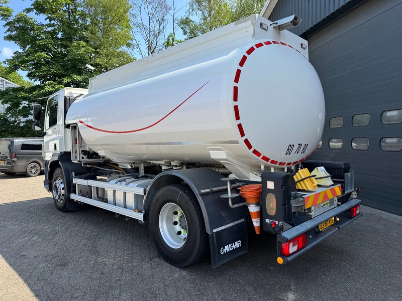 DAF CF 290 12.000 Fuel Diesel/Benzin Alle keuringen! Top conditie - Camión cisterna: foto 4 DAF CF 290 12.000 Fuel Diesel/Benzin Alle keuringen! Top conditie - Camión cisterna: foto 4
