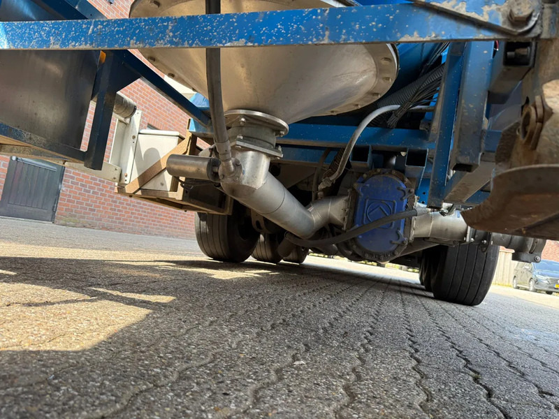 Semirremolque cisterna Feldbinder 34m3 Veevoeder Vogelsang-pomp, Coating binnenzijde: foto 5