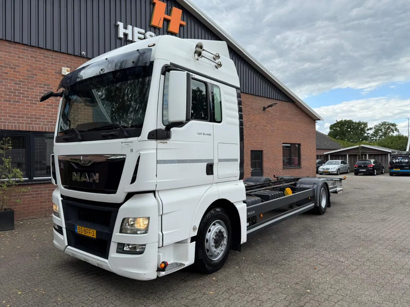 MAN TGX 18.400 XLX AHK LBW Standairco NL Truck - Camión portacontenedore/ Intercambiable: foto 1 MAN TGX 18.400 XLX AHK LBW Standairco NL Truck - Camión portacontenedore/ Intercambiable: foto 1