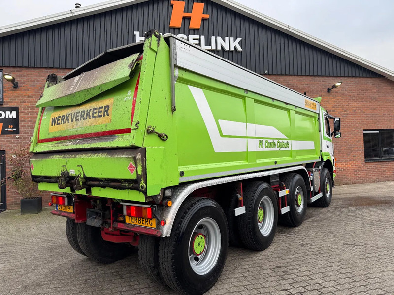 Terberg FM 2000 8X8 21m3 Isolated Hardox Manual gearbox NL truck - Camión volquete: foto 4 Terberg FM 2000 8X8 21m3 Isolated Hardox Manual gearbox NL truck - Camión volquete: foto 4