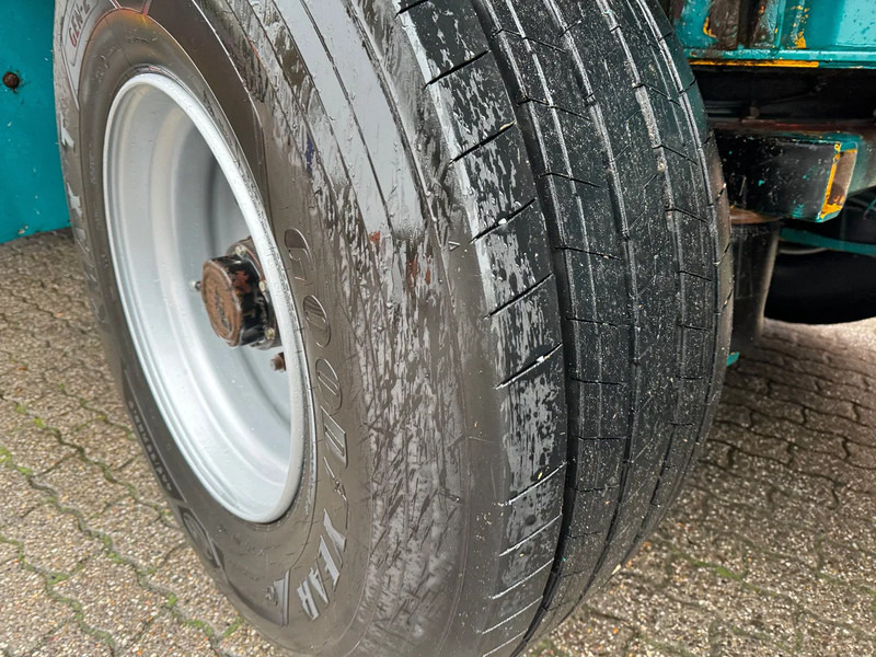 Semirremolque cisterna Veenhuis 36m3 RVS Mestoplegger Geijkte weging Nieuwe APK VMA Bemonstering 2x stuuras: foto 15 Semirremolque cisterna Veenhuis 36m3 RVS Mestoplegger Geijkte weging Nieuwe APK VMA Bemonstering 2x stuuras: foto 15