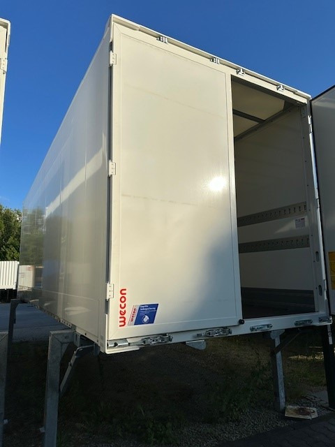 BDF-System, 7.450 mm lang, Durchladesystem mit Überfahrblech, Portal Doppelflügeltür, - Caja cerrada: foto 3 BDF-System, 7.450 mm lang, Durchladesystem mit Überfahrblech, Portal Doppelflügeltür, - Caja cerrada: foto 3