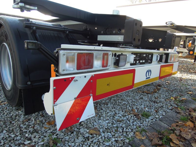 Krone BDF-System, UPS-Version, NEUFAHRZEUG ohne Zulassung. - Remolque portacontenedore/ Intercambiable: foto 3 Krone BDF-System, UPS-Version, NEUFAHRZEUG ohne Zulassung. - Remolque portacontenedore/ Intercambiable: foto 3